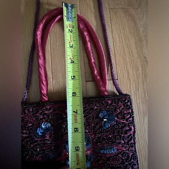 Beaded crossbag with red satin handles and longer purple cord.Fits phone, etc - Picture 10 of 10